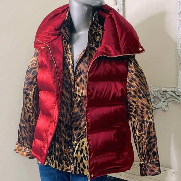 Claret Red Down High Zip Puffer Vest - Picture 6 of 12